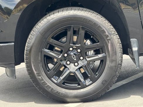 Used 2023 Chevrolet Silverado 1500 Custom RWD image 14