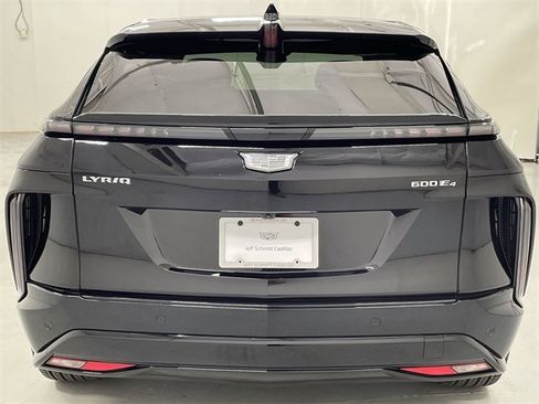 New 2025 Cadillac Lyriq Sport image 18