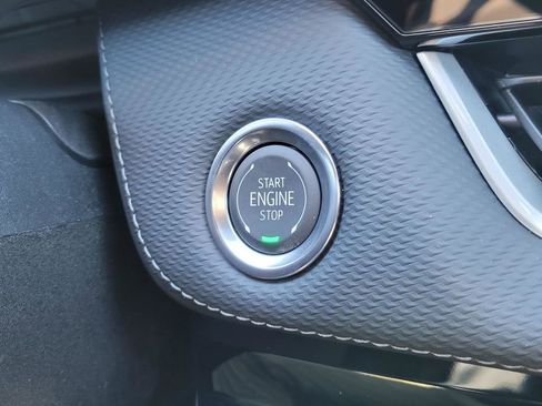 New 2026 Chevrolet Equinox LT w/ Convenience Package II image 21