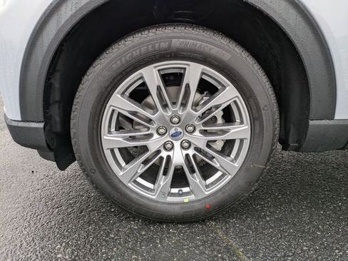 New 2026 Ford Explorer Active w/ Active Comfort Package image 10