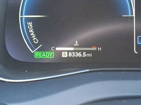 Certified 2024 Toyota Venza Limited image 21