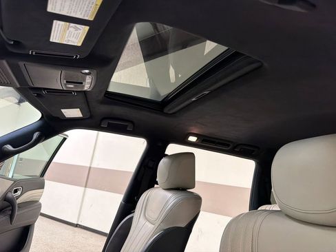 Used 2019 INFINITI QX80 Limited w/ All-Season Package AWD/4WD image 28