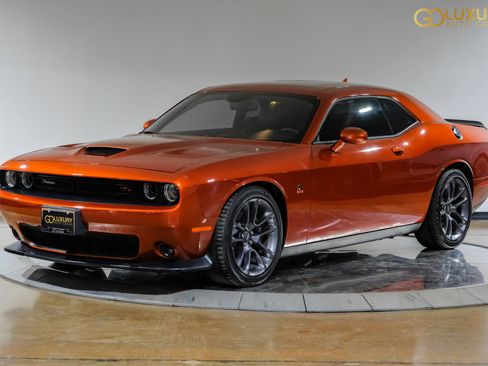 Used 2023 Dodge Challenger R/T Scat Pack w/ Plus Package RWD image 8