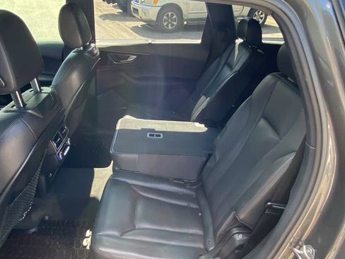 Used 2018 Audi Q7 3.0T Premium Plus w/ Premium Plus Package AWD/4WD image 14