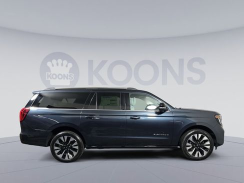 New 2026 Ford Expedition Max Platinum w/ Driver's Package image 8