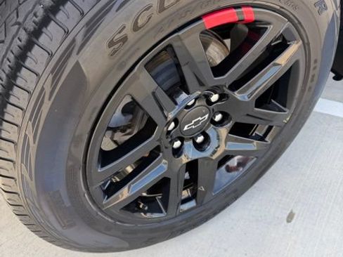 Used 2022 Chevrolet Silverado 1500 RST w/ Redline Edition RWD image 10