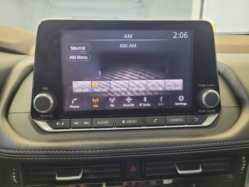 Used 2021 Nissan Rogue SV w/ Premium Package AWD/4WD image 25