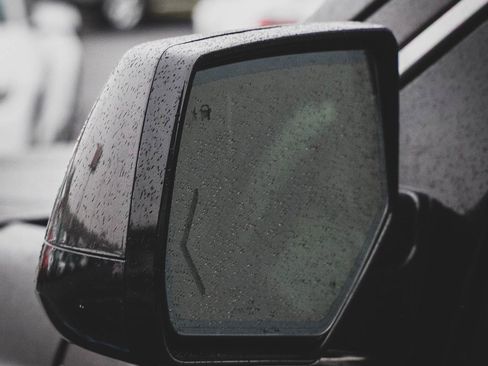 Used 2017 Chevrolet Tahoe LT image 18