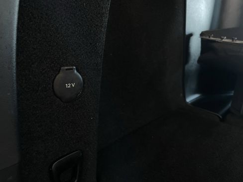 Used 2019 Tesla Model X Performance image 21