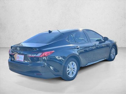 Certified 2025 Toyota Camry LE image 5