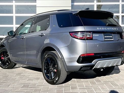 Used 2025 Land Rover Discovery Sport S image 12