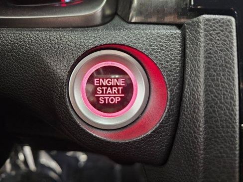 Used 2017 Honda Civic Type R image 15