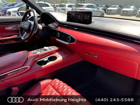Used 2023 Genesis GV70 3.5T Sport w/ Sport Prestige Package AWD/4WD image 18