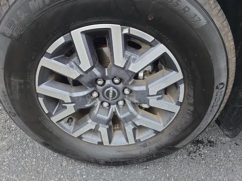 Certified 2024 Nissan Frontier SV w/ Hardbody Edition image 40