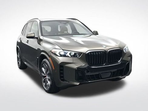 New 2026 BMW X5 xDrive40i w/ M Sport Package image 2