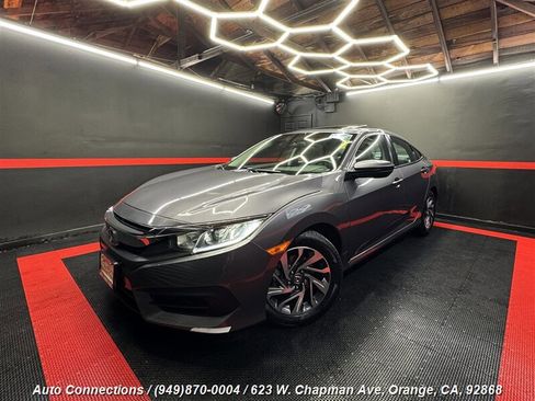 Used 2018 Honda Civic EX image 2