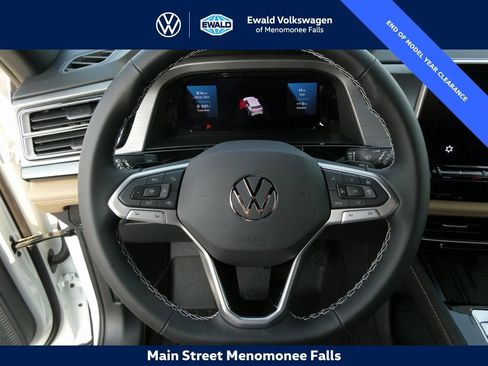 New 2025 Volkswagen Atlas Cross Sport SE image 4