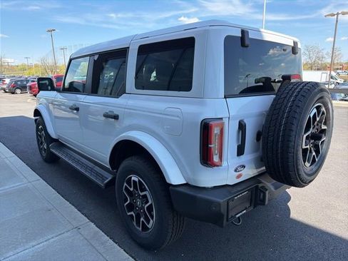 New 2026 Ford Bronco Outer Banks AWD/4WD image 5