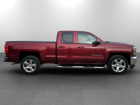 Used 2017 Chevrolet Silverado 1500 LT w/ All Star Edition image 5