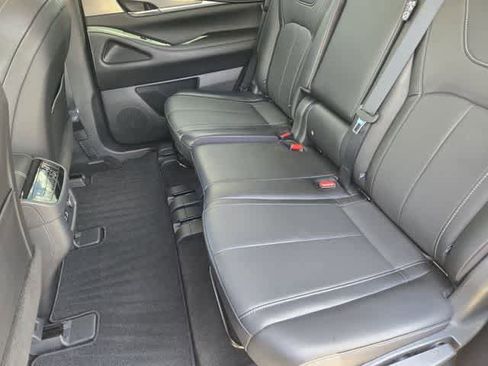 Used 2023 INFINITI QX60 Luxe w/ Cargo Package image 13