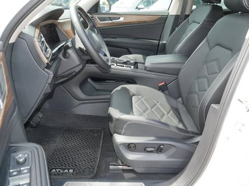 Certified 2026 Volkswagen Atlas SE AWD/4WD image 13