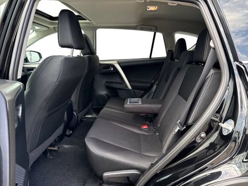 Used 2014 Toyota RAV4 XLE AWD/4WD image 11