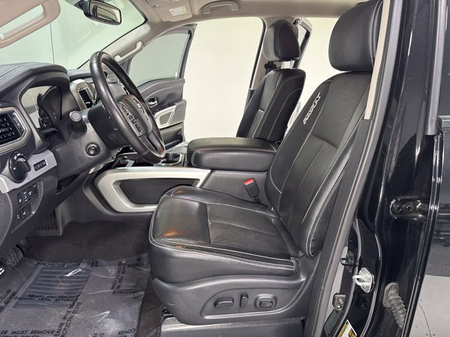 Used 2019 Nissan Titan PRO-4X AWD/4WD image 15