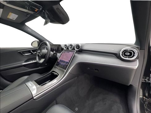 Used 2023 Mercedes-Benz C 300 Sedan image 30