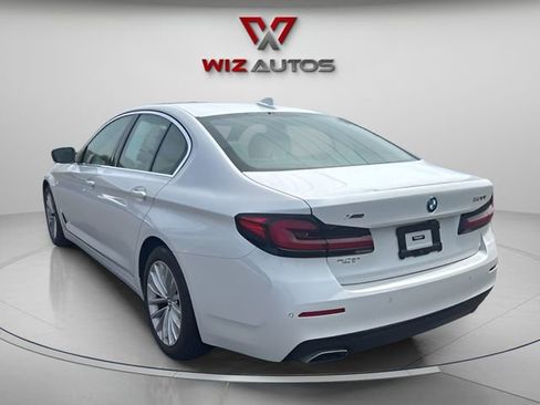 Used 2022 BMW 530i xDrive w/ Convenience Package AWD/4WD image 3