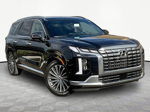 Used 2023 Hyundai Palisade Calligraphy w/ Cargo Package AWD/4WD image 3