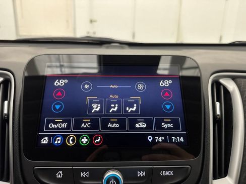 Used 2024 Chevrolet Malibu LT FWD image 23