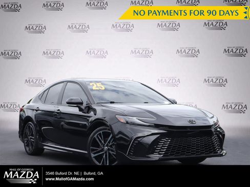 Used 2025 Toyota Camry XSE FWD image 1