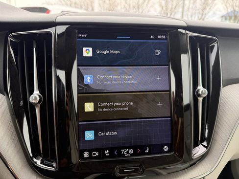 Used 2023 Volvo XC60 B5 Plus w/ Climate Package image 7