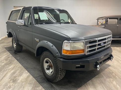 Used 1996 Ford Bronco image 11