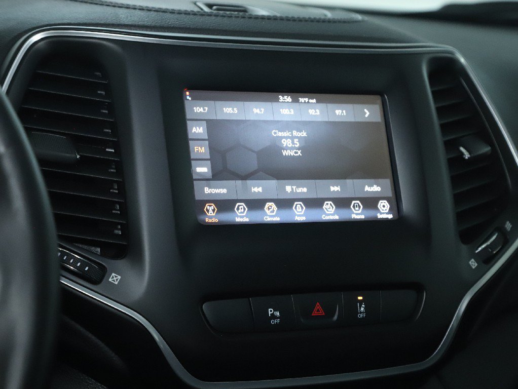 Used 2021 Jeep Cherokee Latitude Lux AWD/4WD image 25