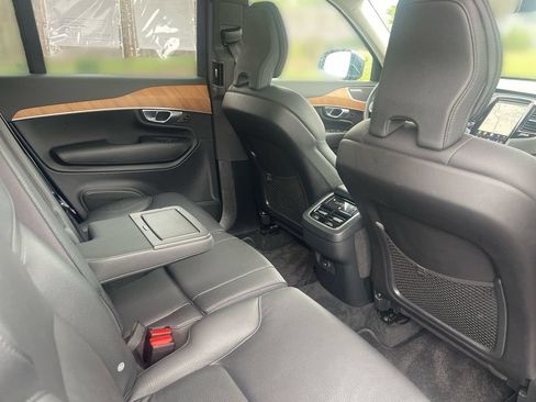 Used 2024 Volvo XC90 B6 Plus AWD/4WD image 40