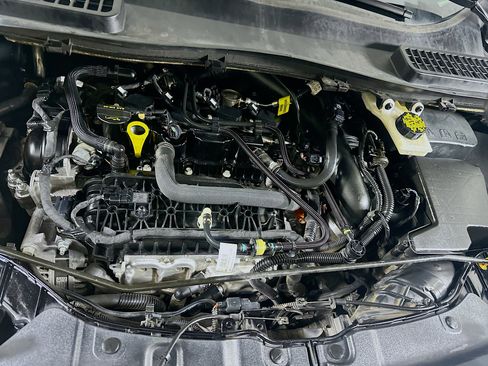 Used 2019 Ford Escape SEL image 33