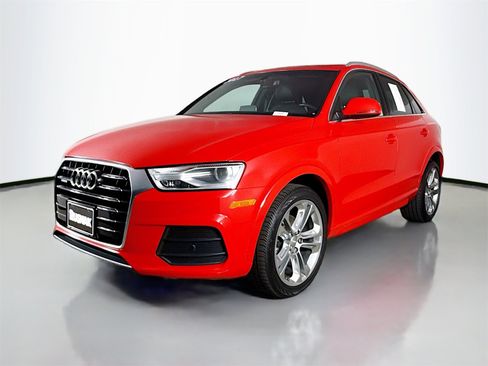 Used 2017 Audi Q3 2.0T Premium Plus image 3