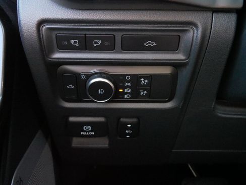 Used 2021 Ford F150 Lariat w/ Equipment Group 502A High AWD/4WD image 26