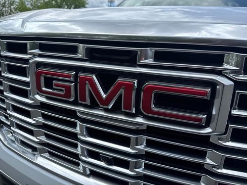 New 2026 GMC Yukon XL Denali w/ Denali Reserve Package AWD/4WD image 71