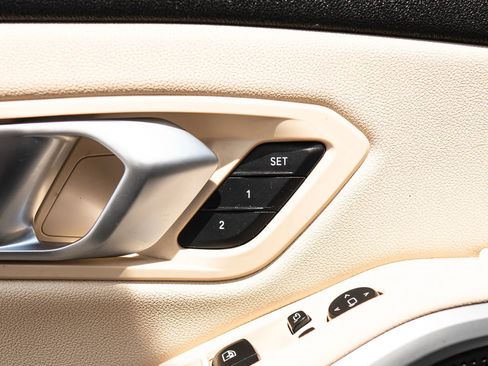 Used 2020 BMW 330i Sedan w/ Convenience Package image 47