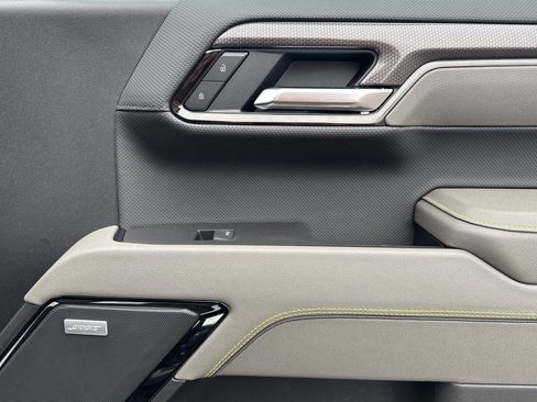New 2026 Chevrolet Silverado 1500 ZR2 AWD/4WD image 22