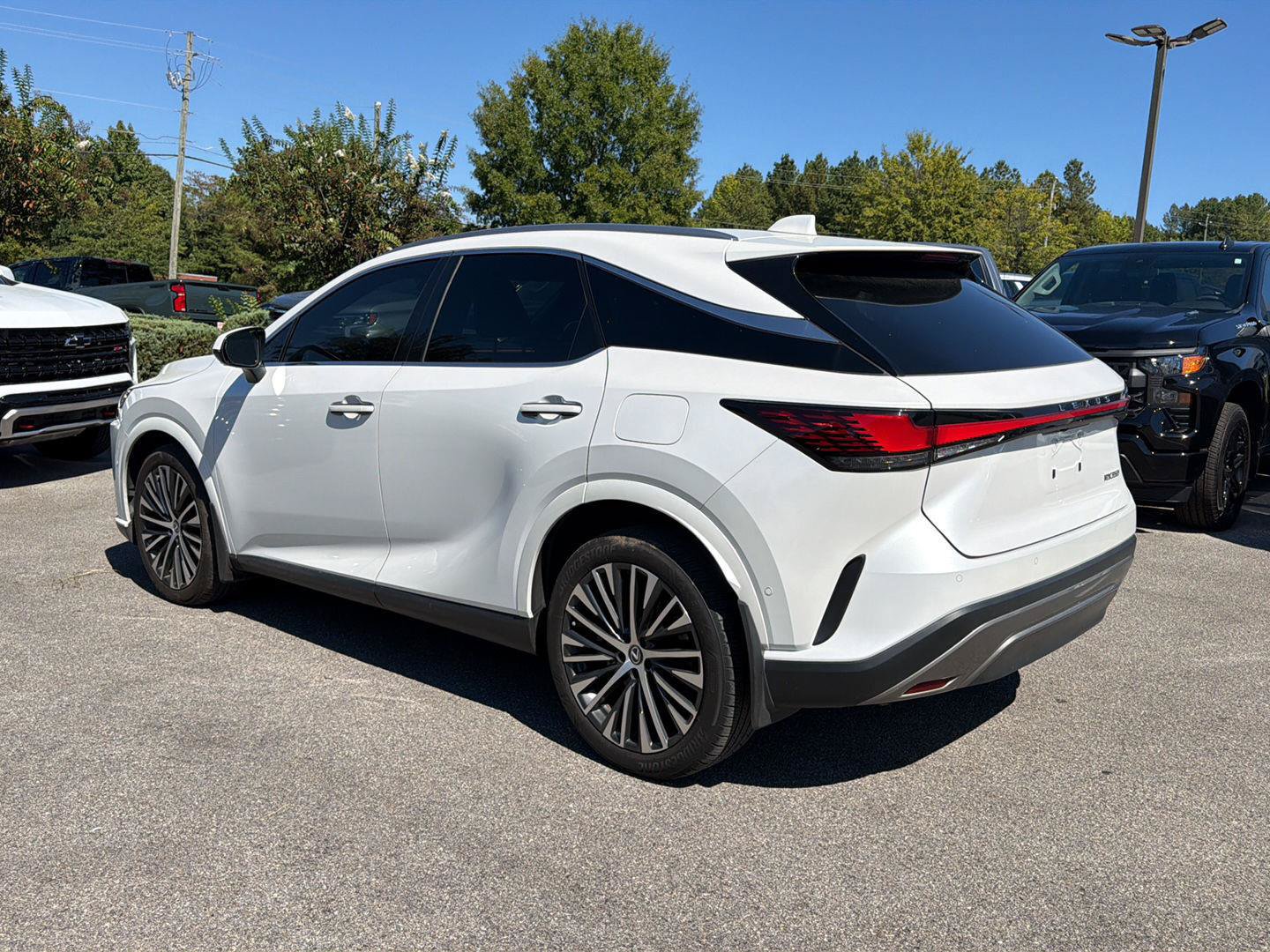 Used 2023 Lexus RX 350 Premium Plus w/ Cold Area Package FWD image 2