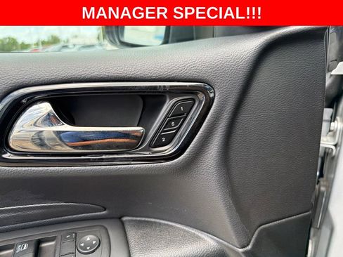 Used 2025 Dodge Durango R/T AWD/4WD image 19
