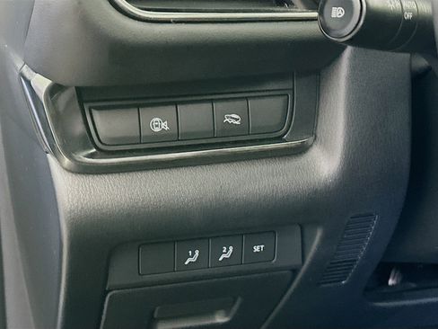 Used 2025 MAZDA CX-30 AWD 2.5 S w/ Preferred Package image 16