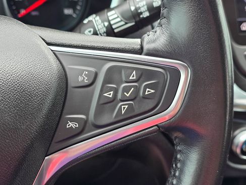 Used 2019 Chevrolet Equinox Premier image 24