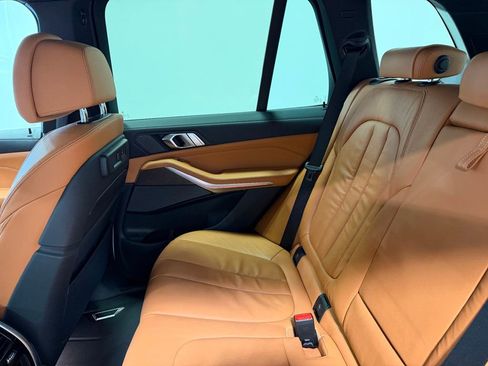 Used 2020 BMW X5 xDrive40i w/ M Sport Package image 14