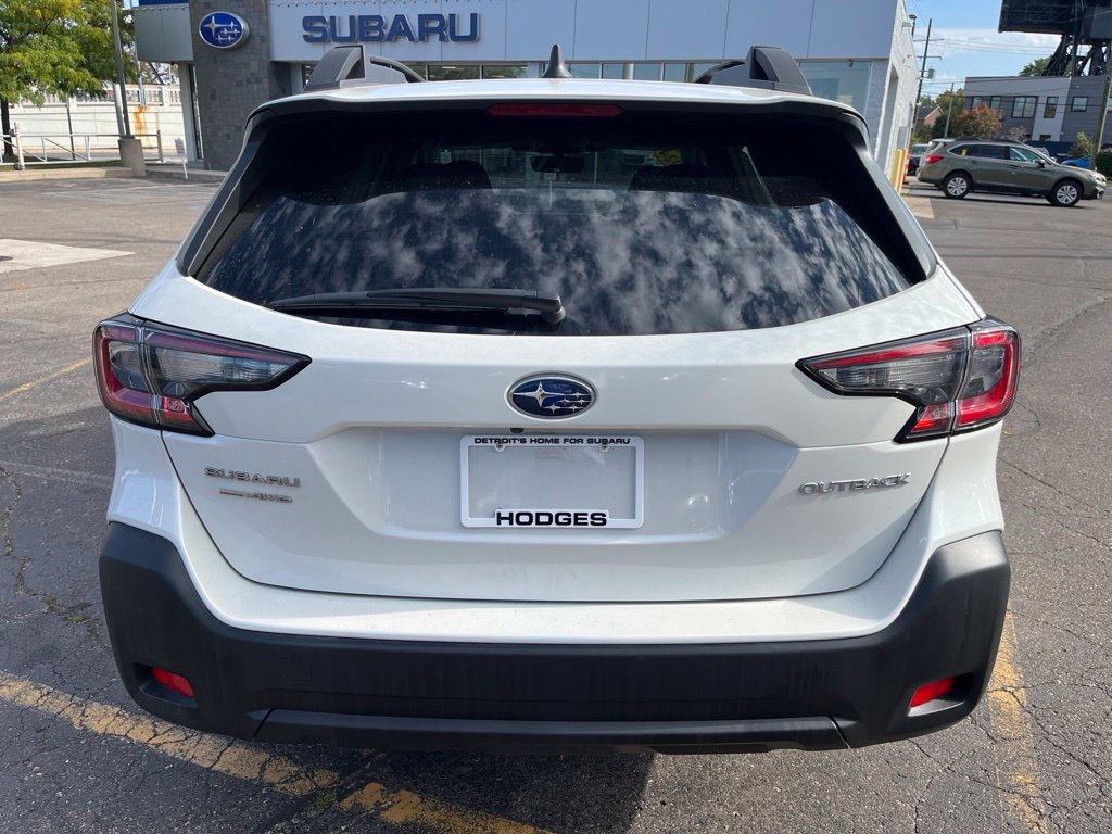 Certified 2024 Subaru Outback Premium AWD/4WD image 4