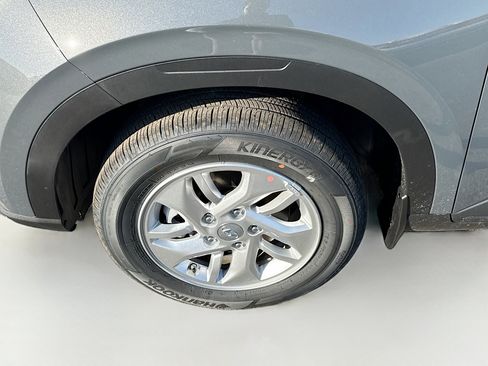 New 2026 Hyundai Venue SE image 23