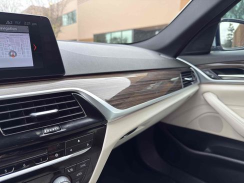 Used 2017 BMW 540i image 37